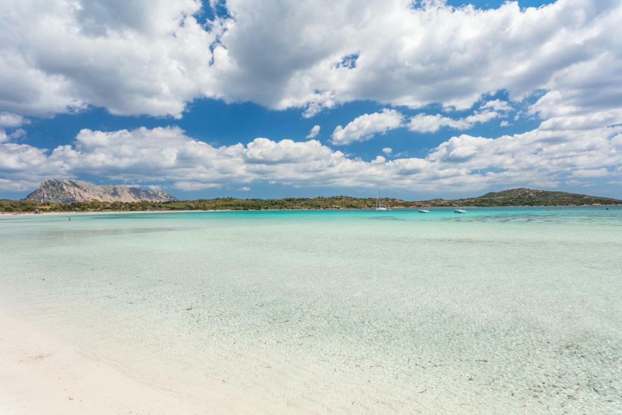 Calacavallo Village San Teodoro  Buitenkant foto